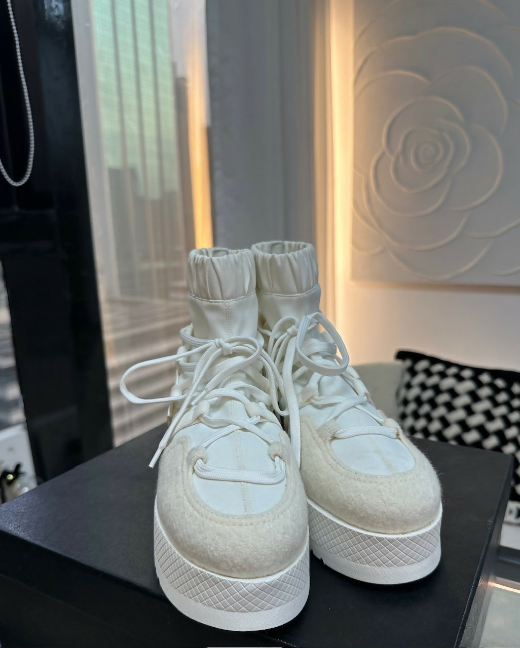 Chanel Shoes 38 Tweed and Leather Cream White Boots