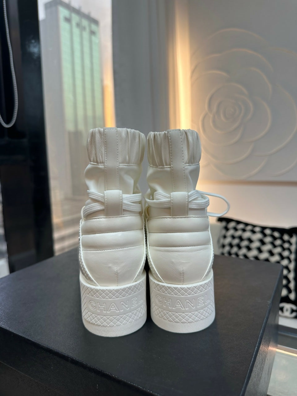 Chanel Shoes 38 Tweed and Leather Cream White Boots