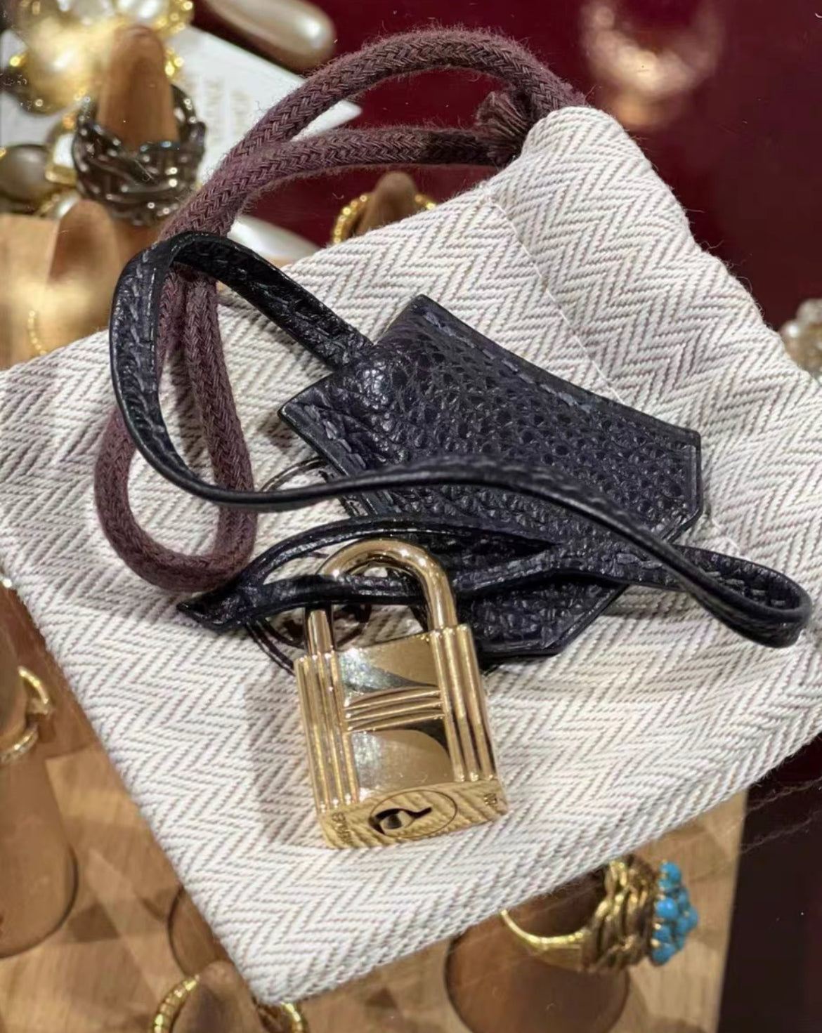 Hermès Birkin 30 Midnight Blue Togo Leather Gold Palladium Hardware
