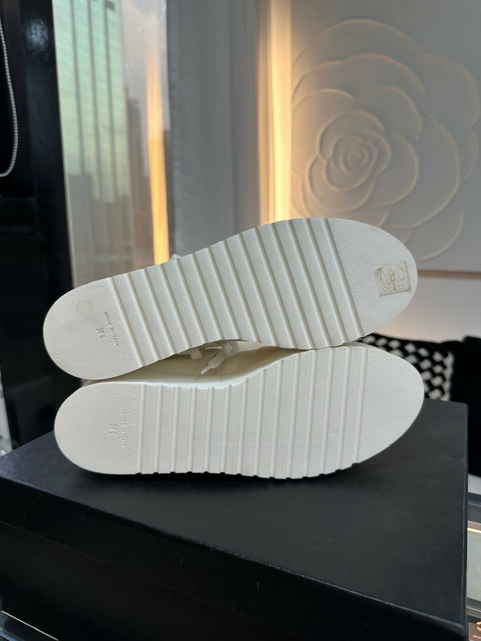 Chanel Shoes 38 Tweed and Leather Cream White Boots