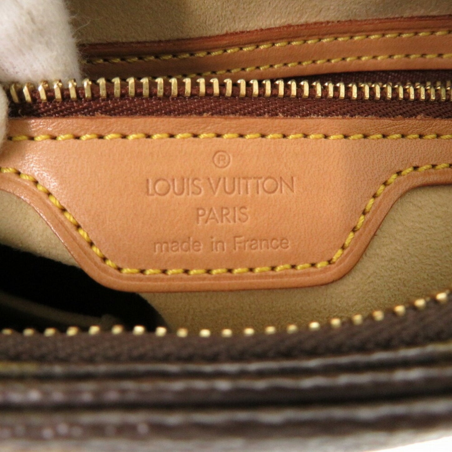 Louis Vuitton Looping MM