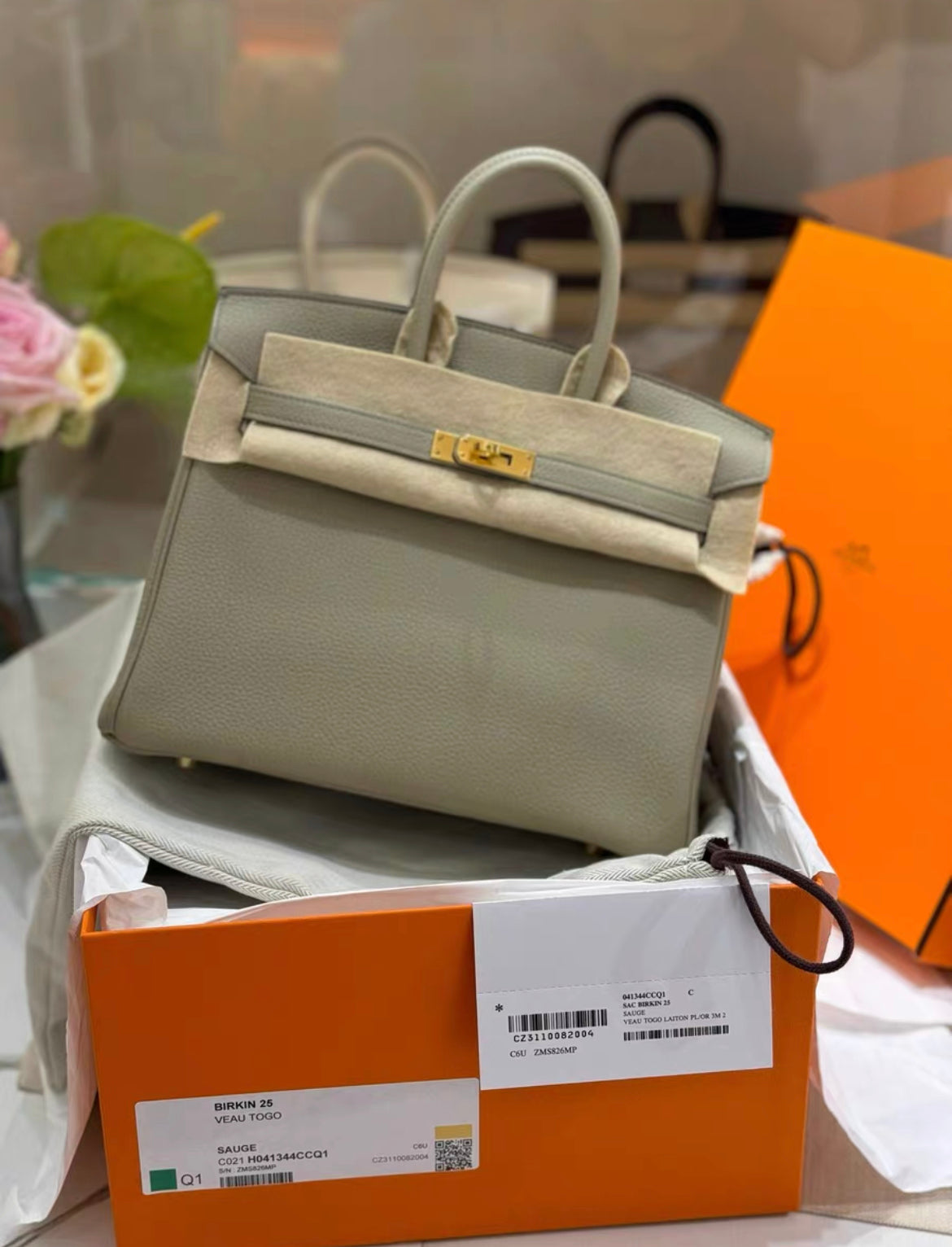 Hermes Birkin 25 Togo leather in Gris Neve - Grey with Gold Hardware