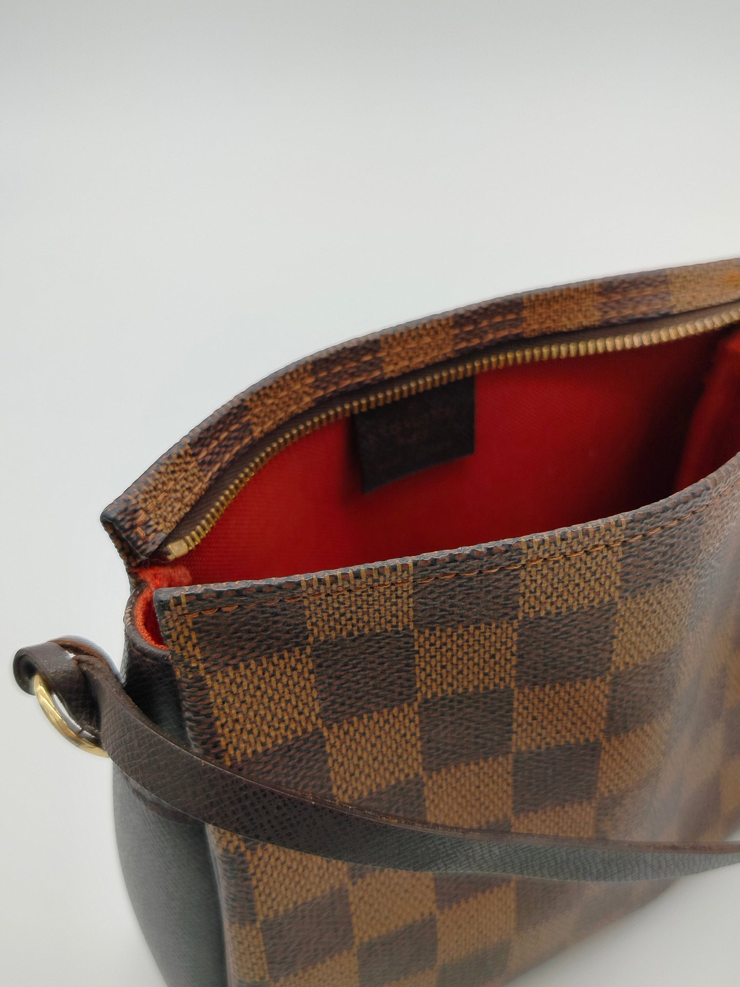 Louis Vuitton Pochette Damier Ebene Shoulder Bag - '90s