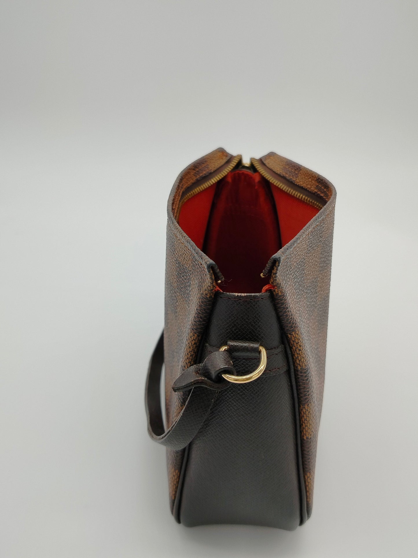 Louis Vuitton Pochette Damier Ebene Shoulder Bag - '90s