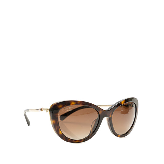 Chanel CC Pearl Cat Eye Polarized Sunglasses